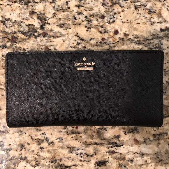 kate spade Handbags - Kate Spade Cameron Street Wallet